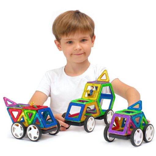 Magnetische Bausteine Der Autopark, Magnetbau-Set 44-teilig – Bild 5